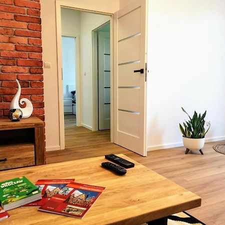 Nowoczesny Apartament Na Promenadach Wroclawskich Екстер'єр фото